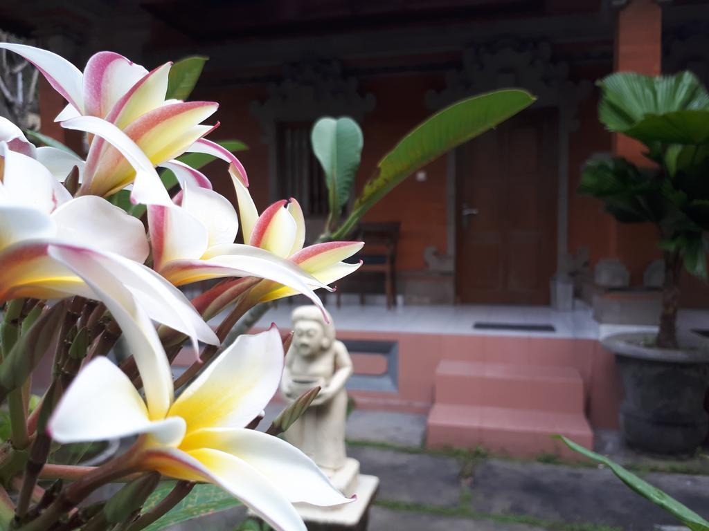 Puspa Ayu 꾸따 외부 사진